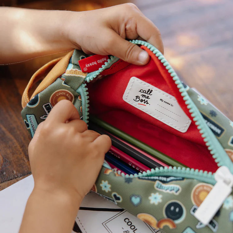 HELLO HOSSY. Smiley Pencil Case