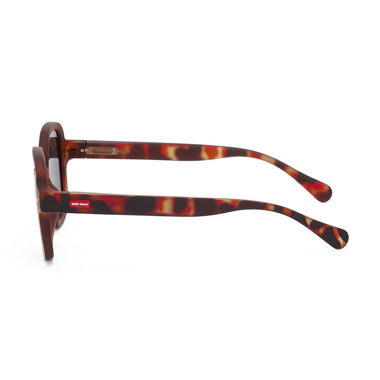 HELLO HOSSY. Koody Craky Cream sunglasses 2-3 years