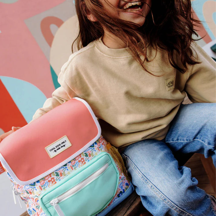 HELLO HOSSY. Backpack Happiness - 2-5 years