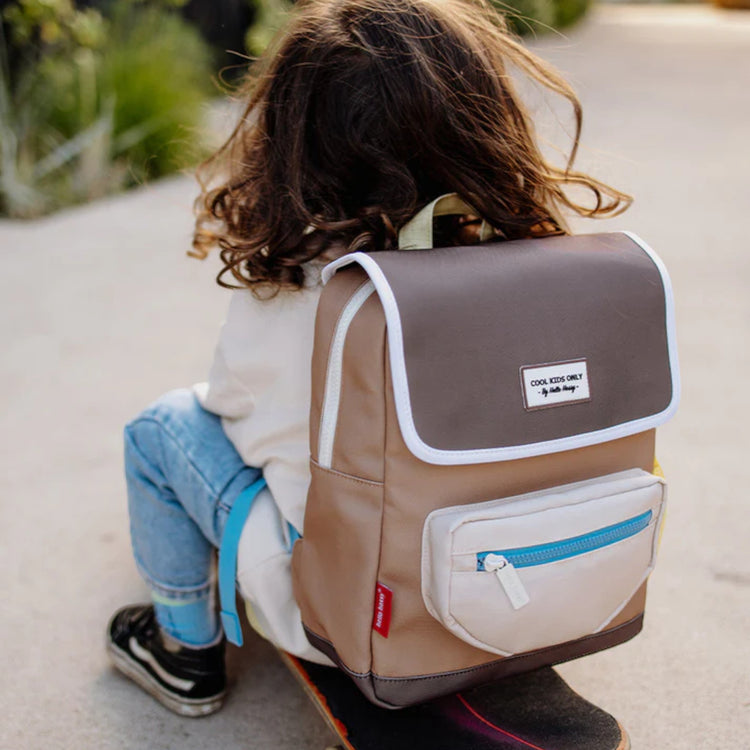 HELLO HOSSY. Σακίδιο πλάτης Mini Walnut - 2-5 ετών