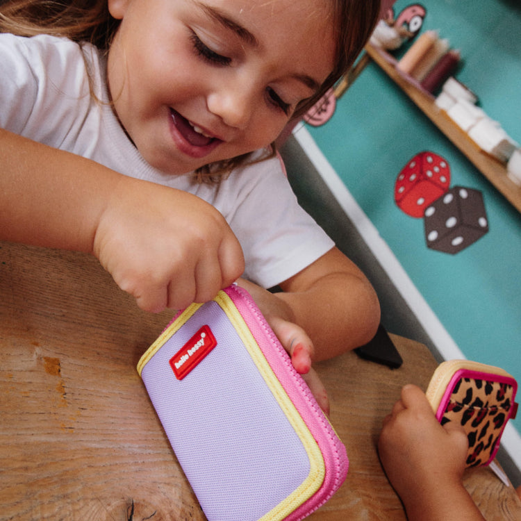 HELLO HOSSY. Mini Mauve Wallet