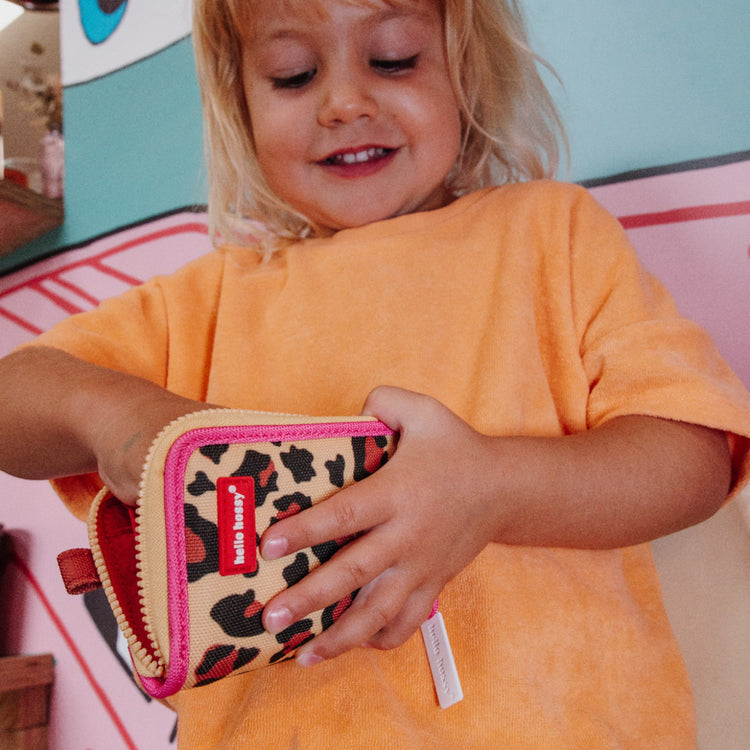 HELLO HOSSY. Leopard #7 Wallet
