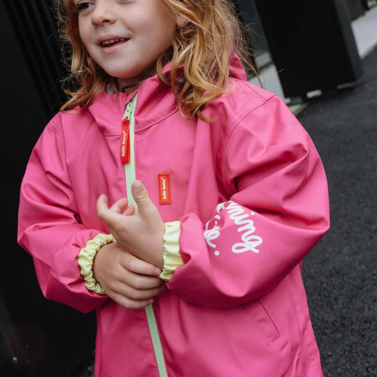 HELLO HOSSY. Raincoat Pitaya