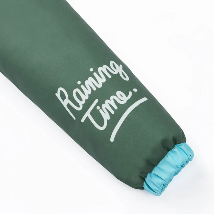 HELLO HOSSY. Raincoat Captain