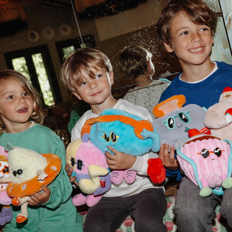 HELLO HOSSY. Λούτρινο κουκλάκι Disco Pop