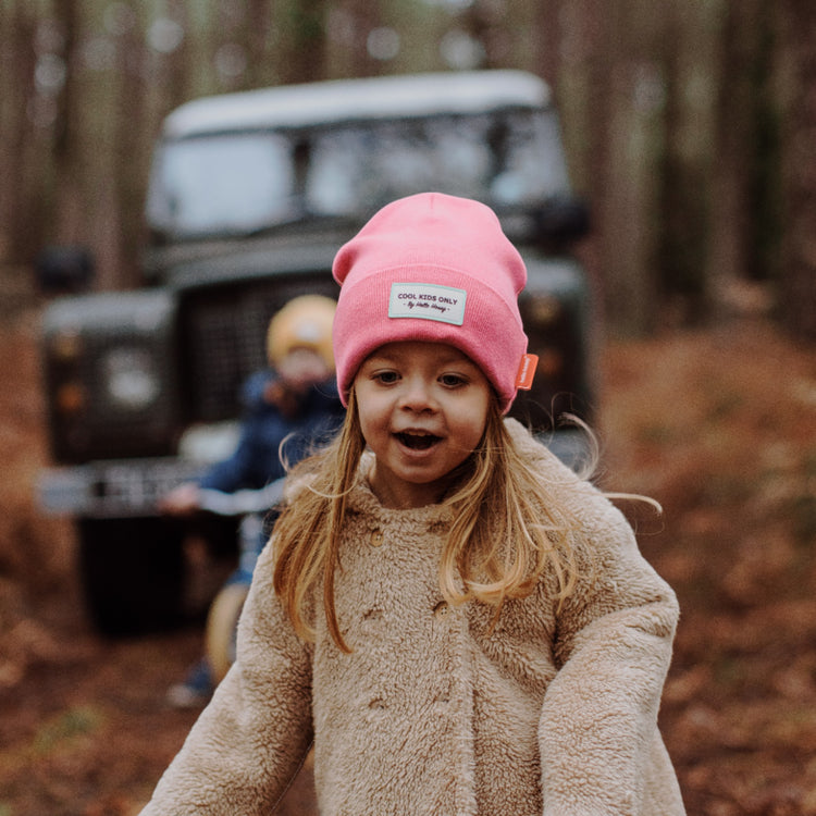 HELLO HOSSY. Urban Fuchsia beanie - 9-18 months