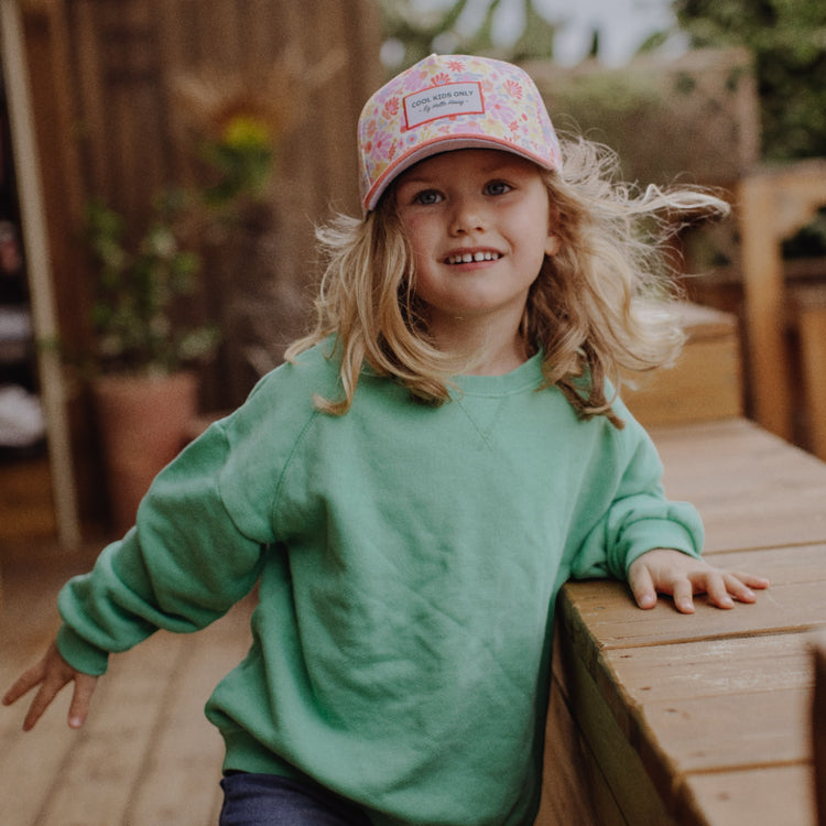 HELLO HOSSY. Καπέλο τζόκευ παιδικό Retro Flowers - 6+ ετών