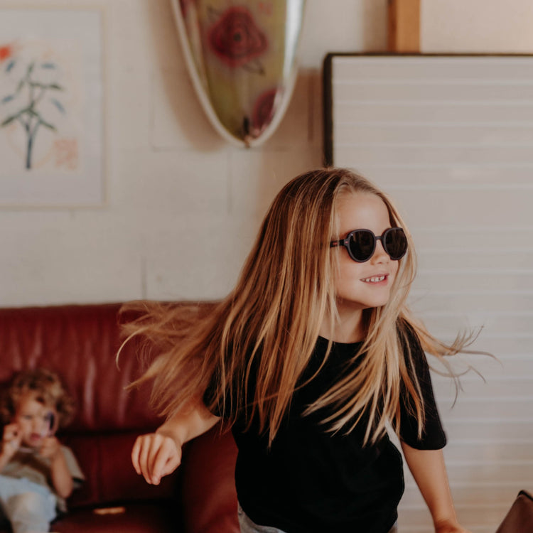 HELLO HOSSY. Megy James sunglasses 5-8 years