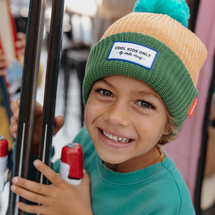 HELLO HOSSY. Color Block Outback beanie