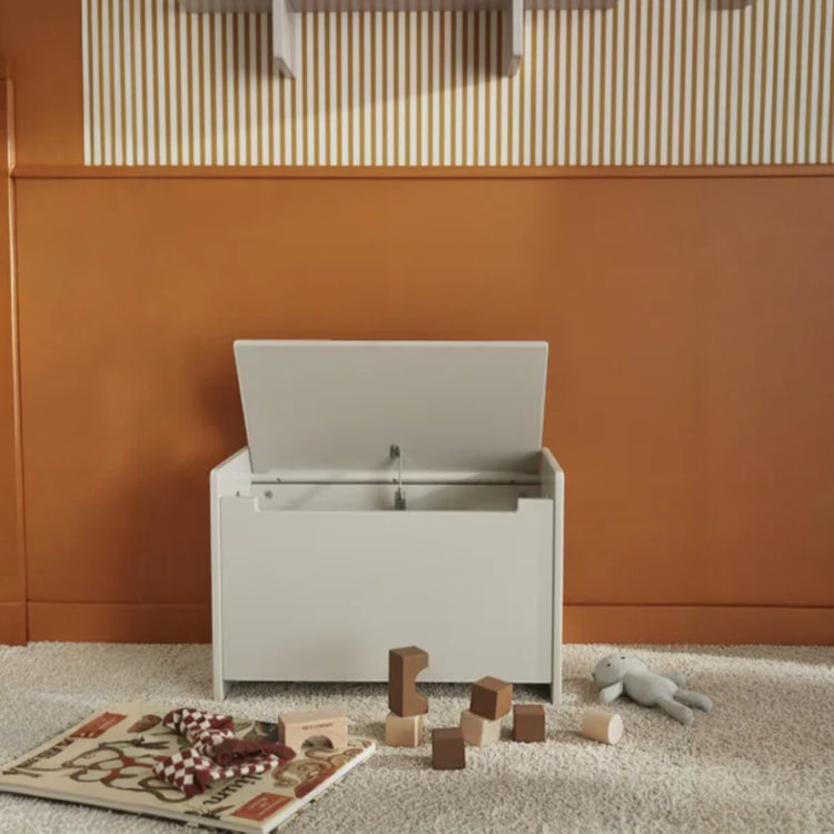 KIDS CONCEPT. Chest Grey STAR - new