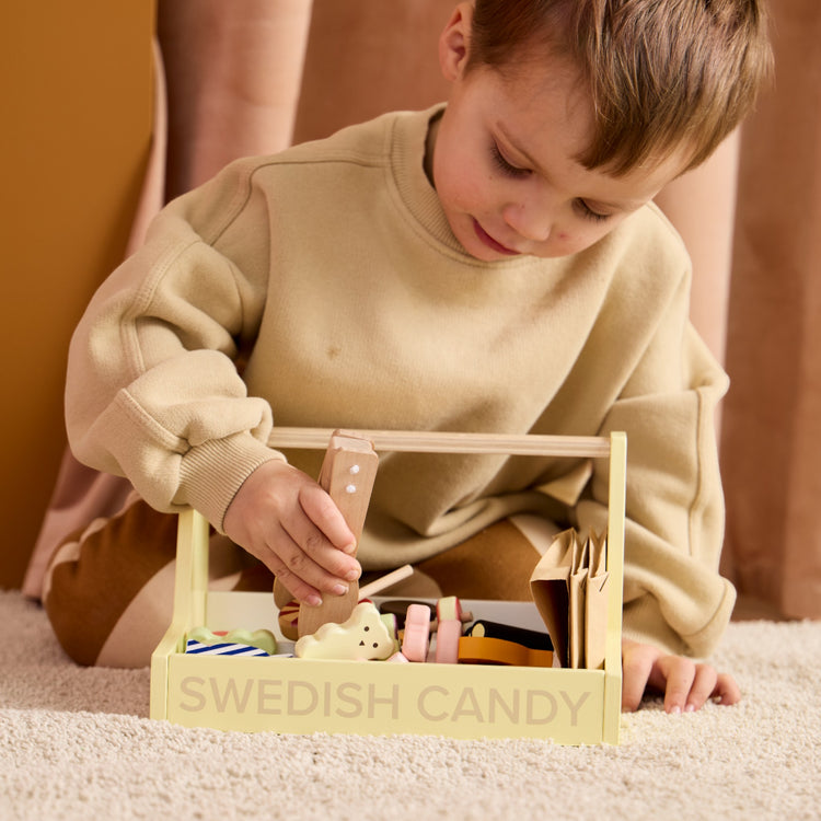 KIDS CONCEPT. Swedish candy shop KID'S HUB