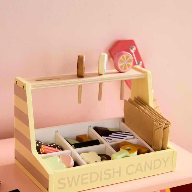 KIDS CONCEPT. Swedish candy shop KID'S HUB