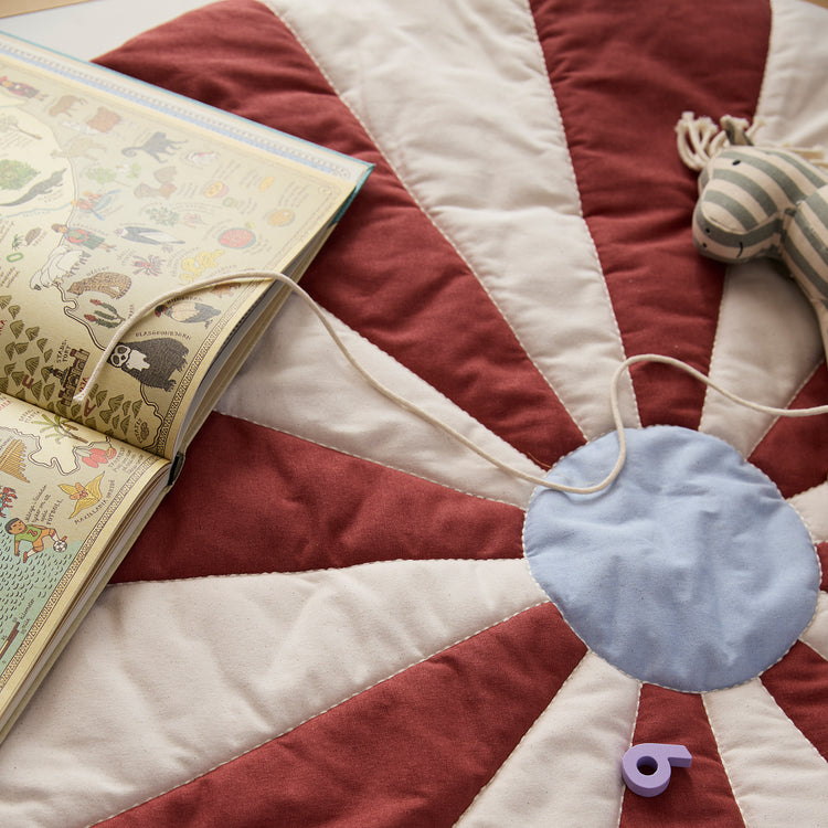 KIDS CONCEPT. Play mat circus red