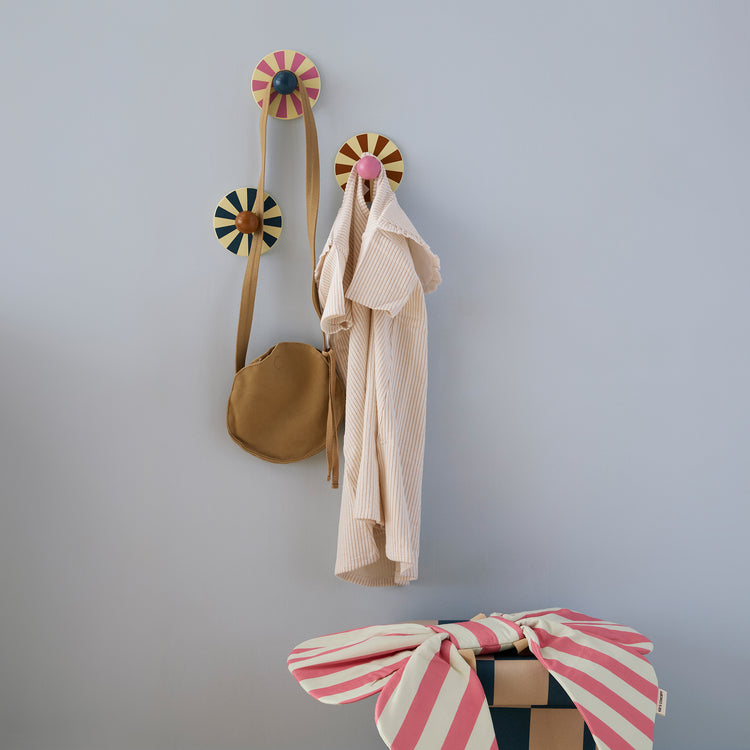 KIDS CONCEPT. Hooks circus 3pcs