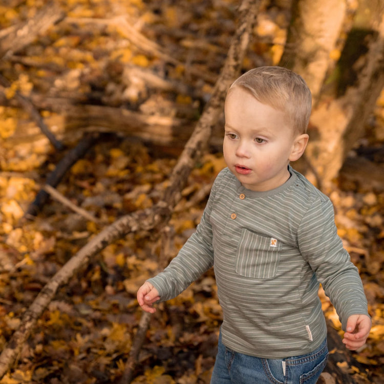 LITTLE DUTCH. Μπλουζάκι μακρυμάνικο με τσέπη Forest Green Stripe
