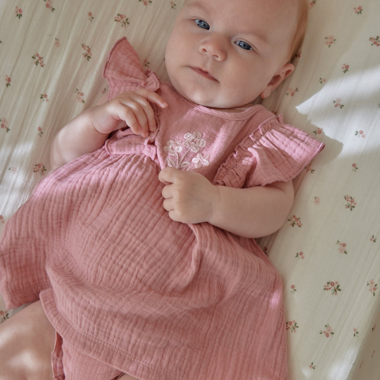 LITTLE DUTCH. Σετ φορεματάκι με σορτσάκι Pink Blush