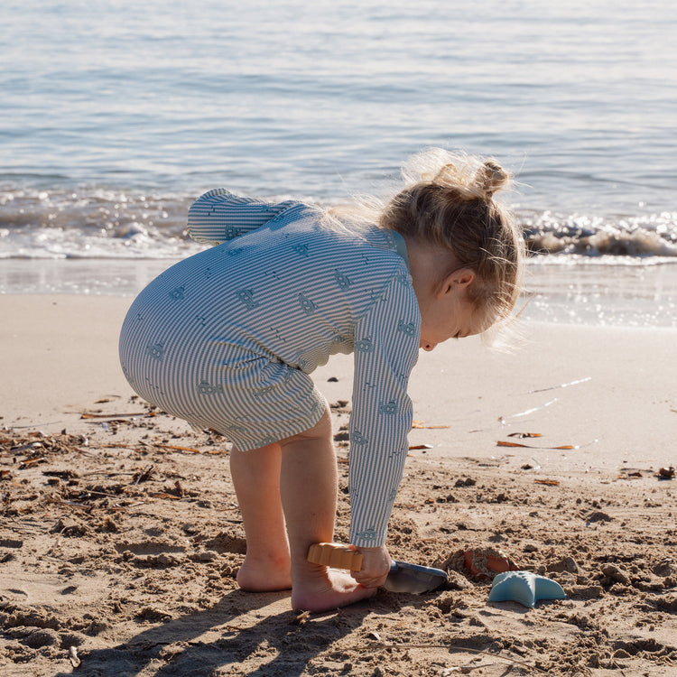 LITTLE DUTCH. Ολόσωμο μακρυμάνικο μαγιό Ocean Adventure