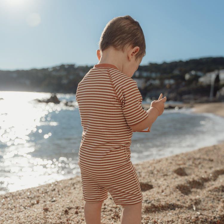 LITTLE DUTCH. Ολόσωμο κοντομάνικο μαγιό Ocean Brown Stripes