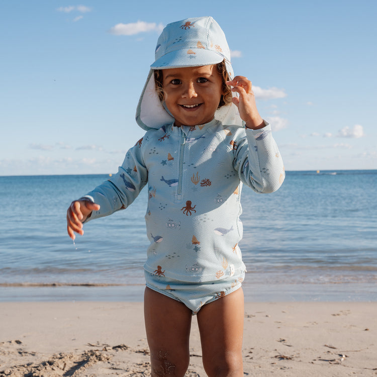 LITTLE DUTCH. Swim Cap Ocean Friends