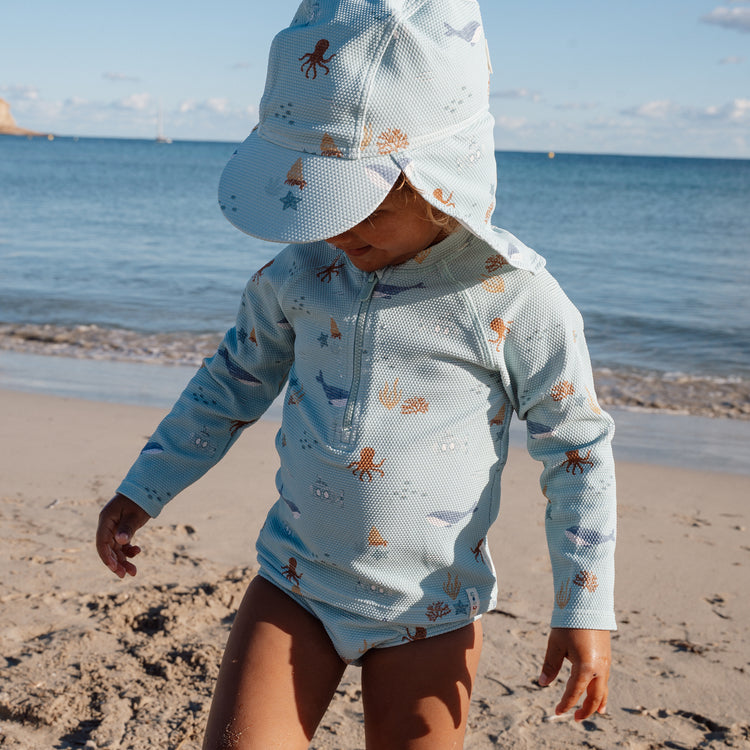 LITTLE DUTCH. Swim Cap Ocean Friends