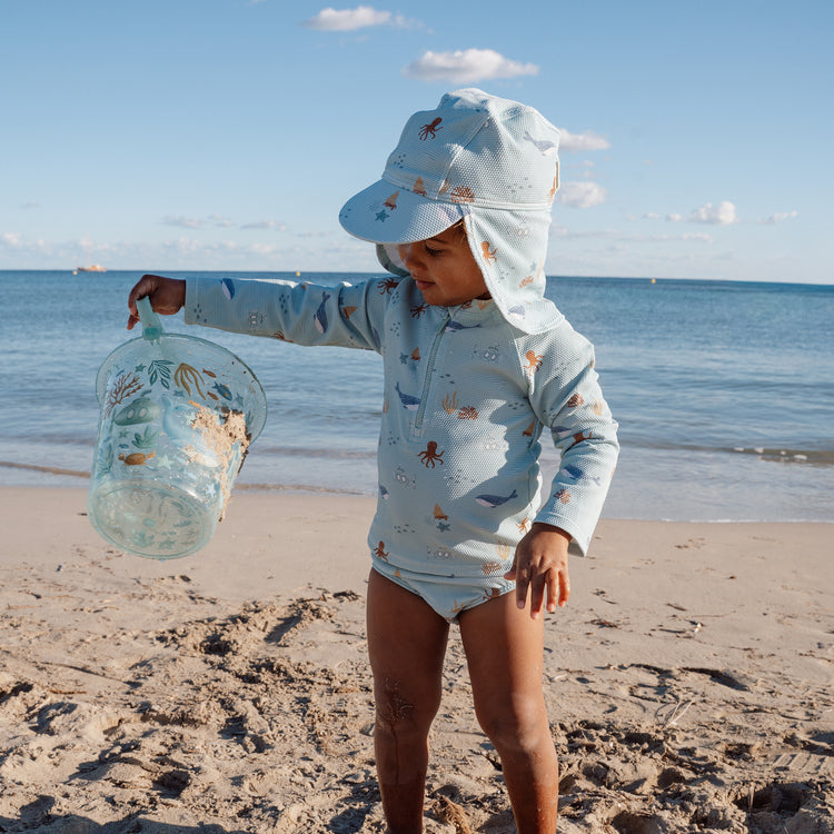 LITTLE DUTCH. Swim Cap Ocean Friends