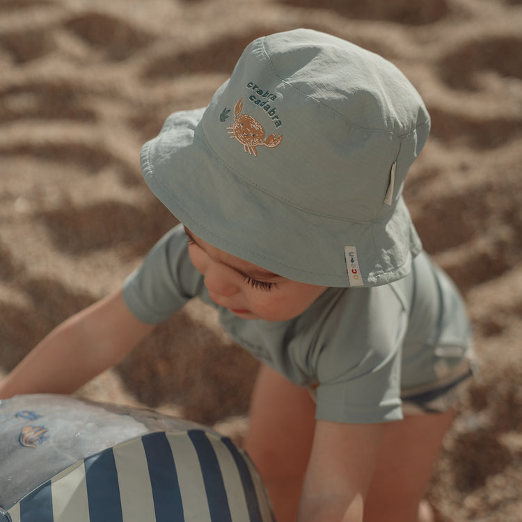 LITTLE DUTCH. Reversible bucket hat Ocean Breeze