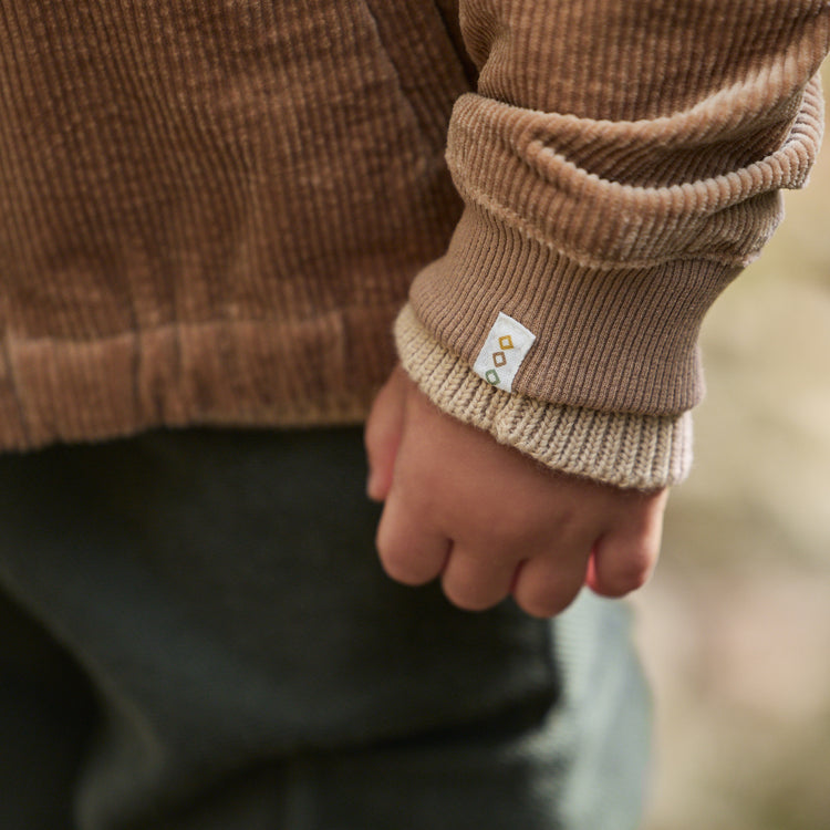 LITTLE DUTCH. Cardigan Mudstone