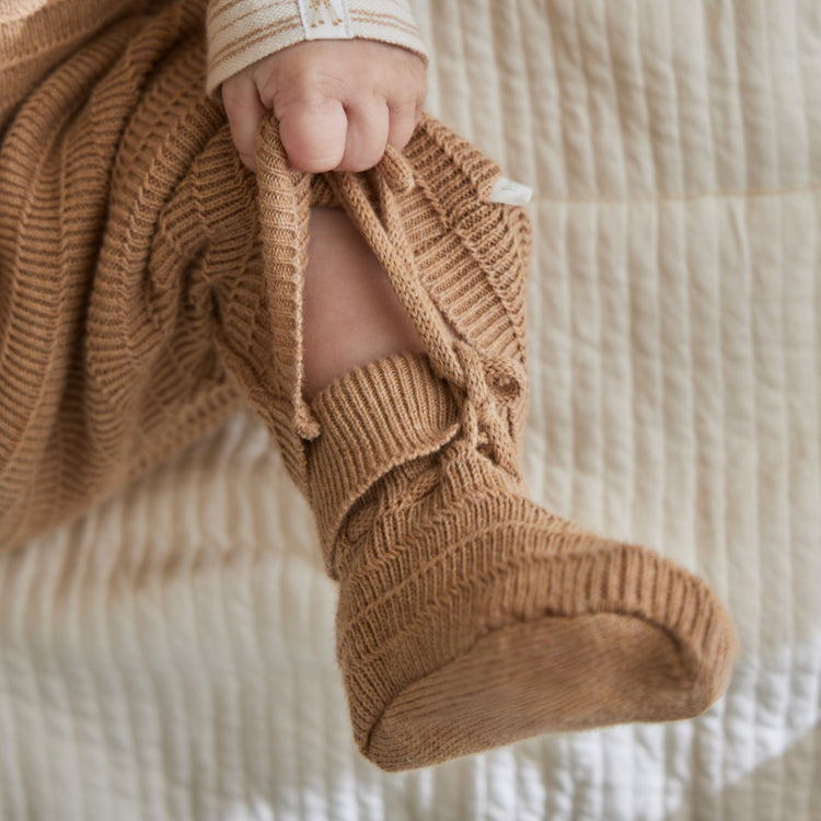 LITTLE DUTCH. Knitted playsuit Soft Tan