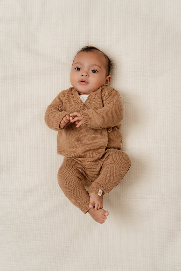 LITTLE DUTCH. Knitted cardigan wrap Brown