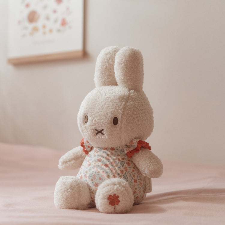 LITTLE DUTCH. Miffy Cuddle 20 cm - Lucky Blossom GRS