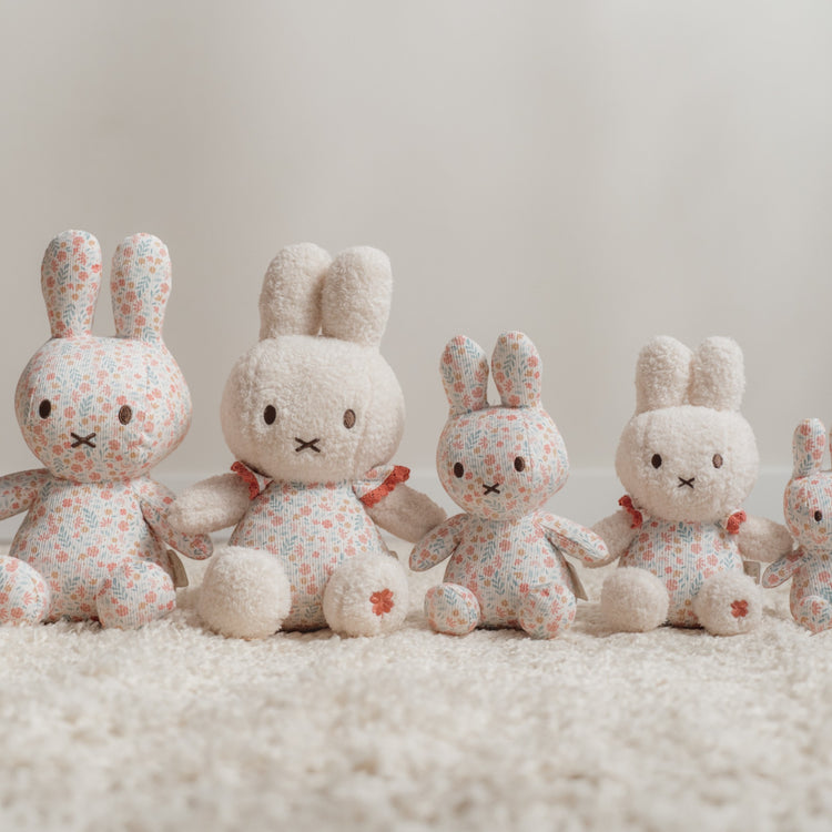 LITTLE DUTCH. Miffy Cuddle all-over print 20 cm - Lucky Blossom GRS