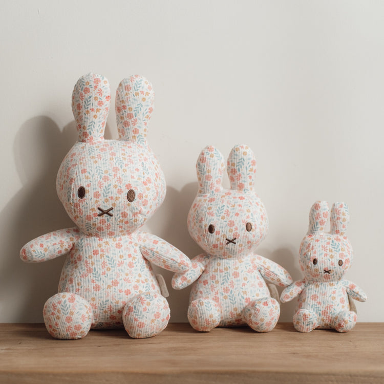 LITTLE DUTCH. Υφασμάτινο κουκλάκι Miffy Lucky Blossom all over 30εκ. GRS