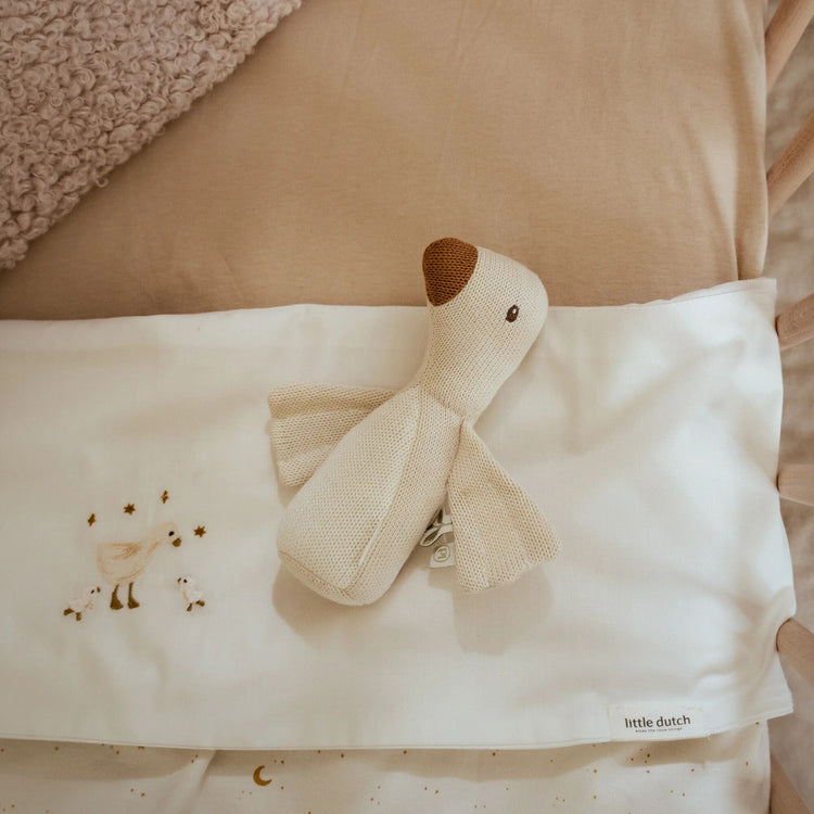 LITTLE DUTCH. Cot sheet embroidered Little Goose 110x140