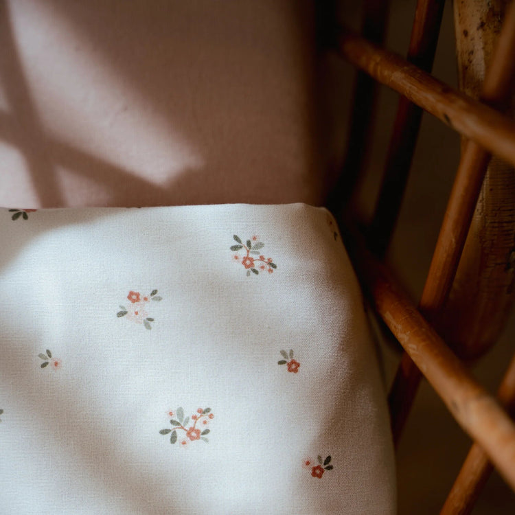 LITTLE DUTCH. Fitted sheet Pure Blossom 70x140/150