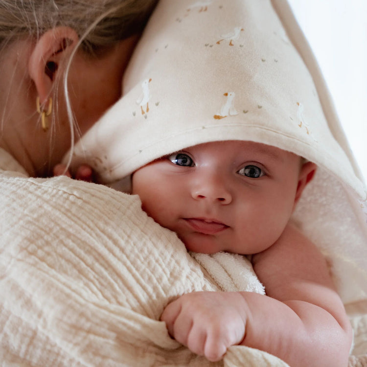 LITTLE DUTCH. Μπουρνουζοπετσέτα Little Goose 75x75 (εκρού)