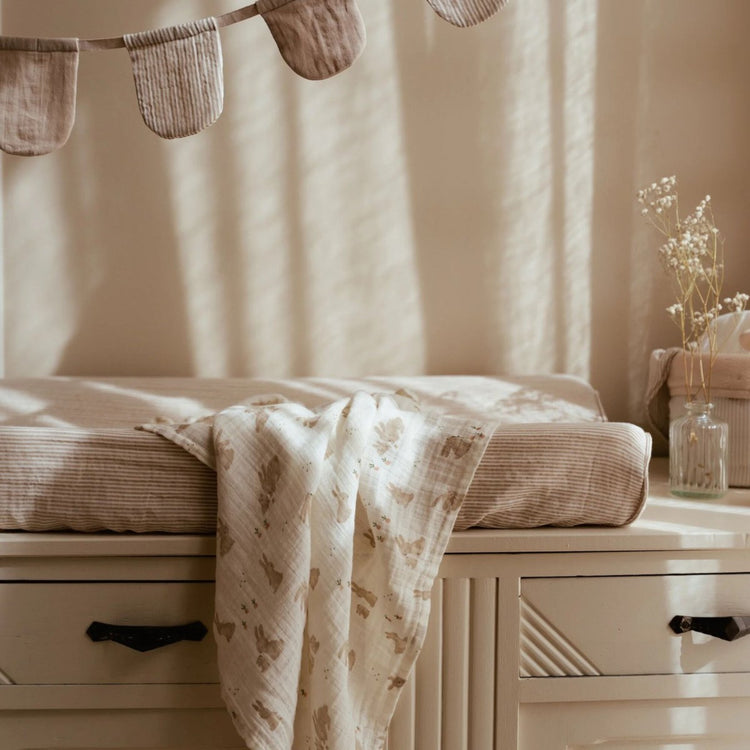 LITTLE DUTCH. Πανάκι αγκαλιάς - ύπνου από μουσελίνα Baby Bunny 120x120