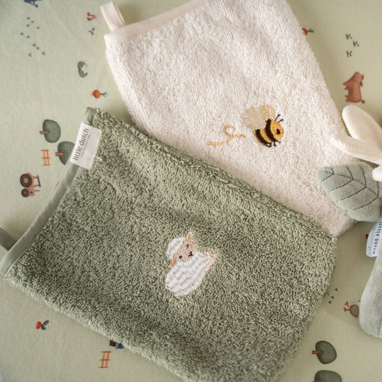 LITTLE DUTCH. Washcloths set embroidered Little Farm