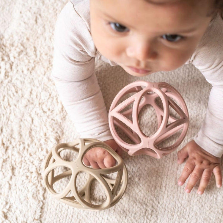 LITTLE DUTCH. Sensory Ball Sand