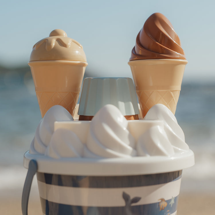 LITTLE DUTCH. Ice Cream Bucket Set Ocean World 14pcs