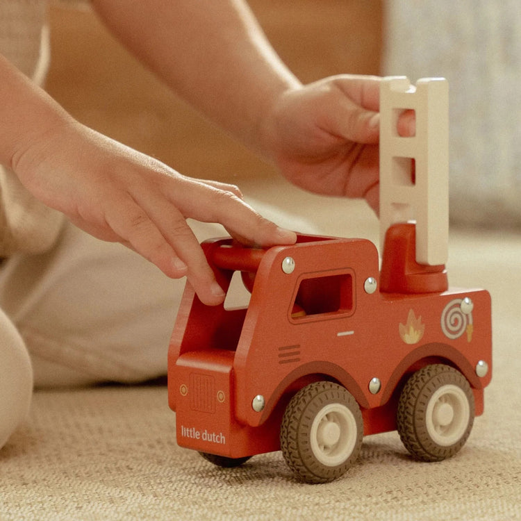 LITTLE DUTCH. Fire truck FSC