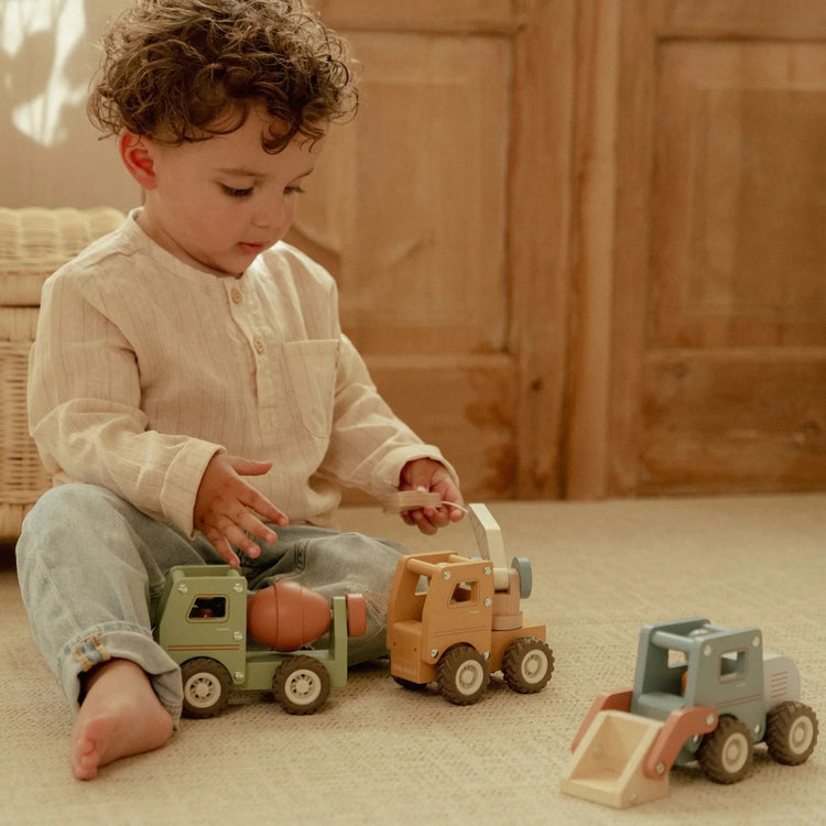 LITTLE DUTCH. Cement truck FSC