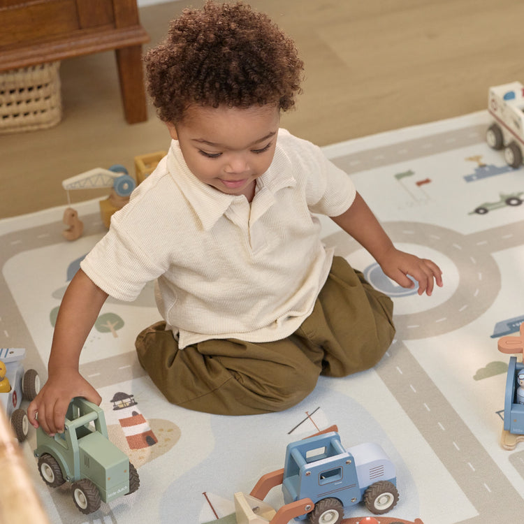 LITTLE DUTCH. Ξύλινο παιχνίδι τρακτέρ FSC