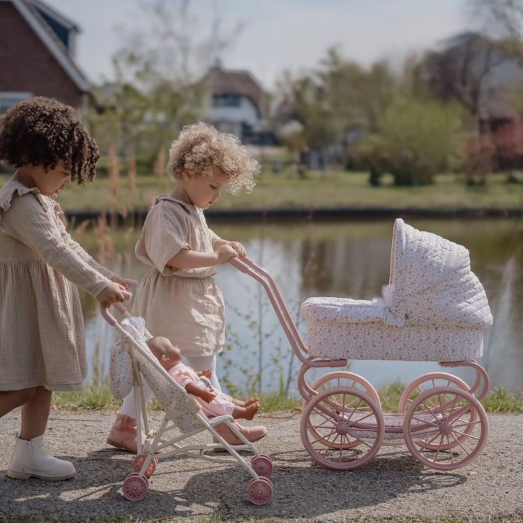 LITTLE DUTCH. Doll pram vintage