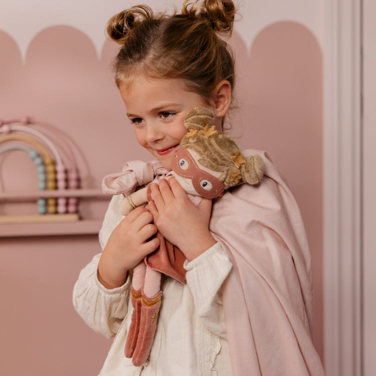 LITTLE DUTCH. Superhero Rosa 35cm