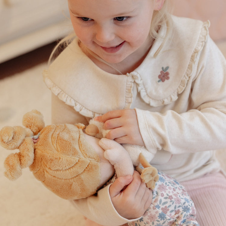 LITTLE DUTCH. Υφασμάτινη κούκλα μωρό Julia (40 εκ.)