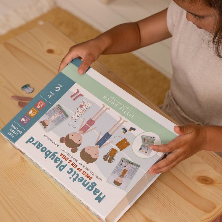 LITTLE DUTCH. Magnetic Playboard Jim & Rosa FSC