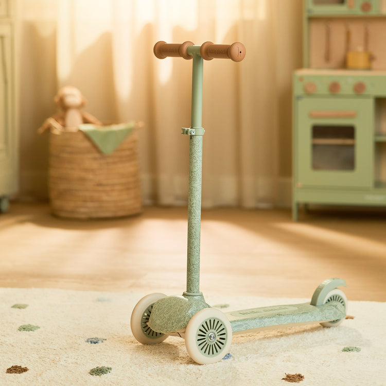 LITTLE DUTCH. Scooter Green