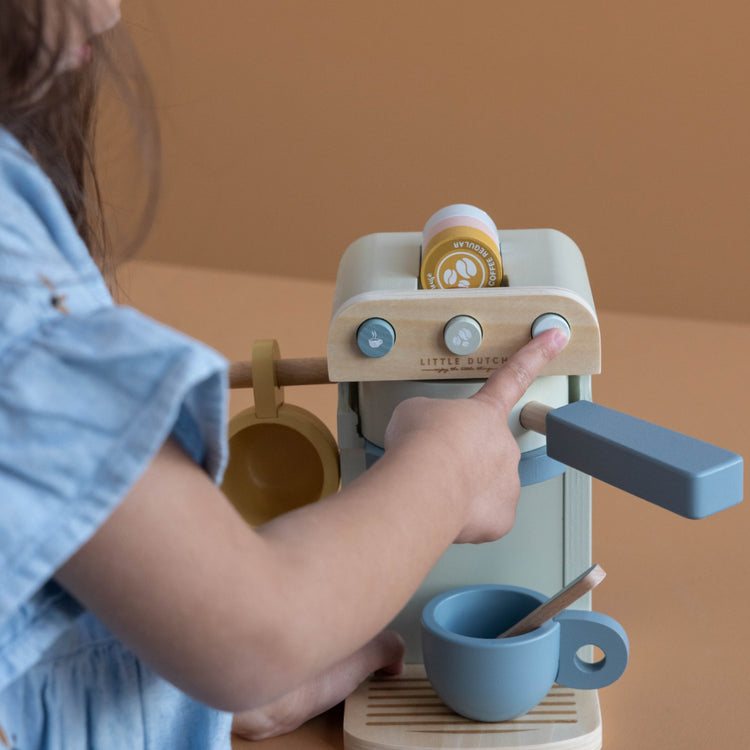 LITTLE DUTCH. Wooden coffee machine FSC