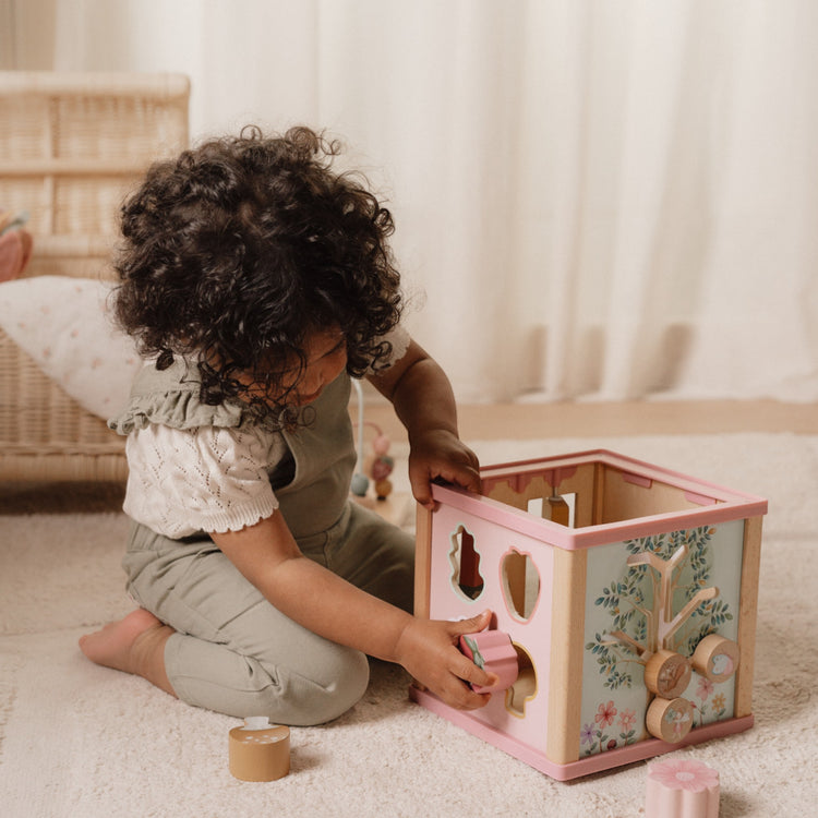 LITTLE DUTCH. Activity Cube Fairy Garden FSC