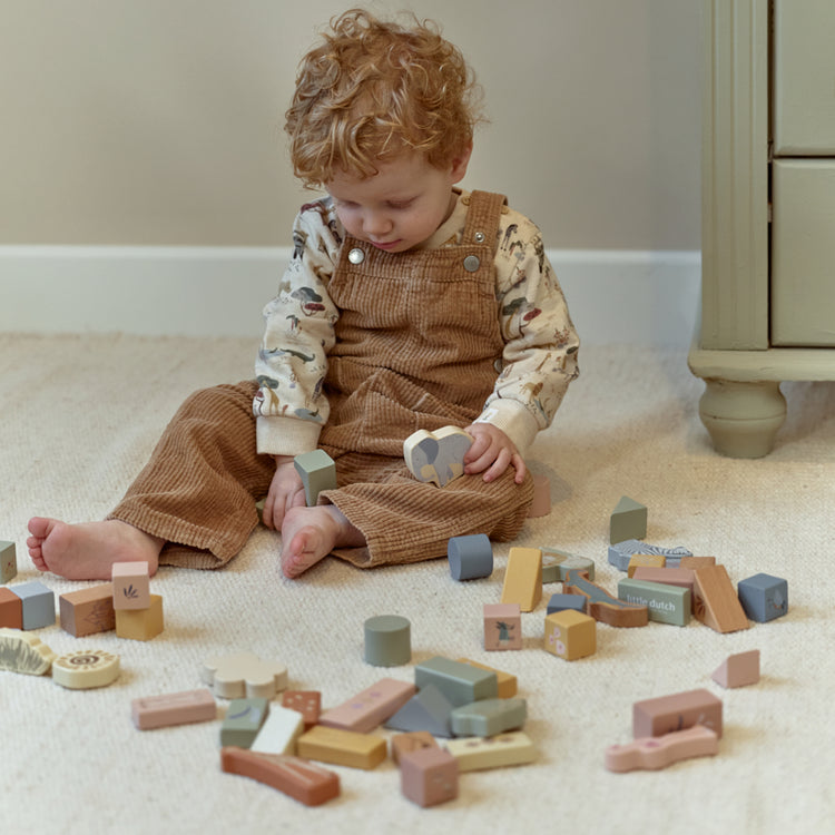 LITTLE DUTCH. Wooden building blocks Safari Friends FSC